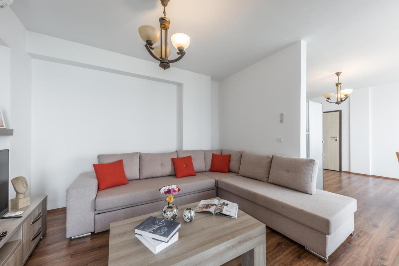 Spectacular Seaview Penthouse Apartment Durres Exterior photo